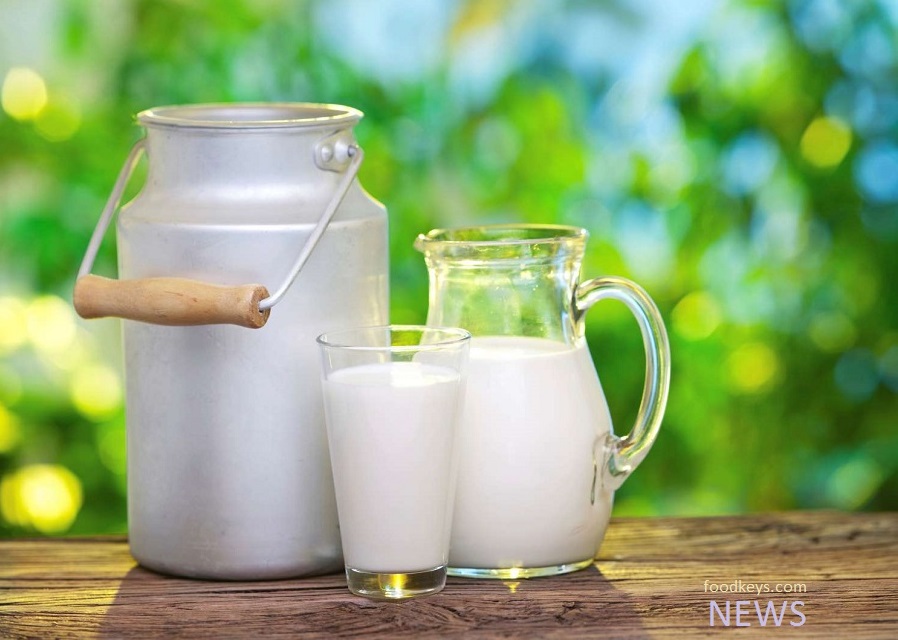 افزایش سرسام آور قیمت نهاده ها/ نرخ منطقی خرید هر کیلو شیر خام 1500 تومان