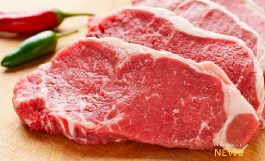 واردات سالانه ۴۰ هزارتن گوشت مازاد به  کشور