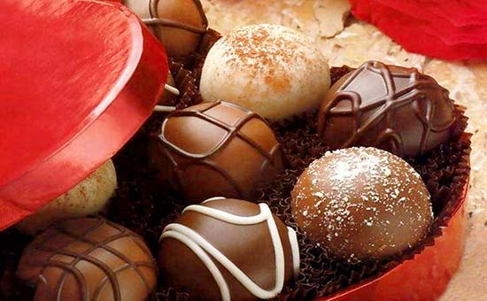 ایران ظرفیت تولید 2.5 میلیون تن شیرینی و شکلات صنعتی را دارد/ثبت صادرات 600 میلیون دلاری در سال 95