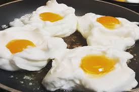 توصیه کارشناسان به مصرف روزانه تخم‌ مرغ