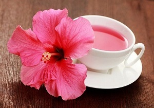 فواید باورنکردنی چای گل بامیه برای سلامتی