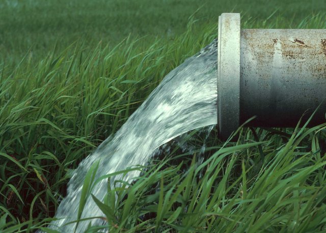 مصرف آب در بخش کشاورزی به کمتر از ۷۰ درصد می‌رسد